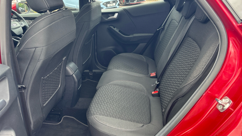 Ford Puma 1.0 EcoBoost Hybrid mHEV Titanium 5dr Petrol Hatchback